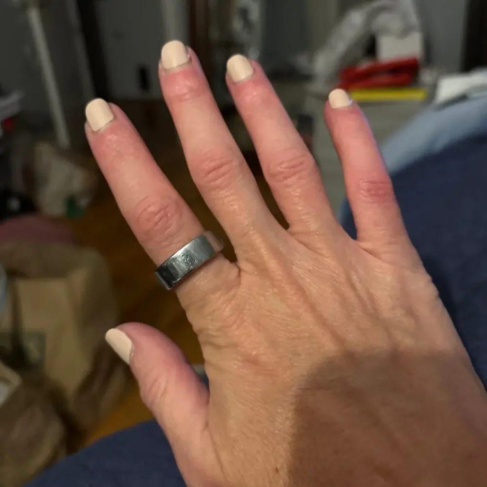 Oura Ring 4 - Size 9 Silver
